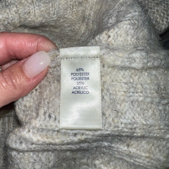 Cardigan - Picture 3 of 4